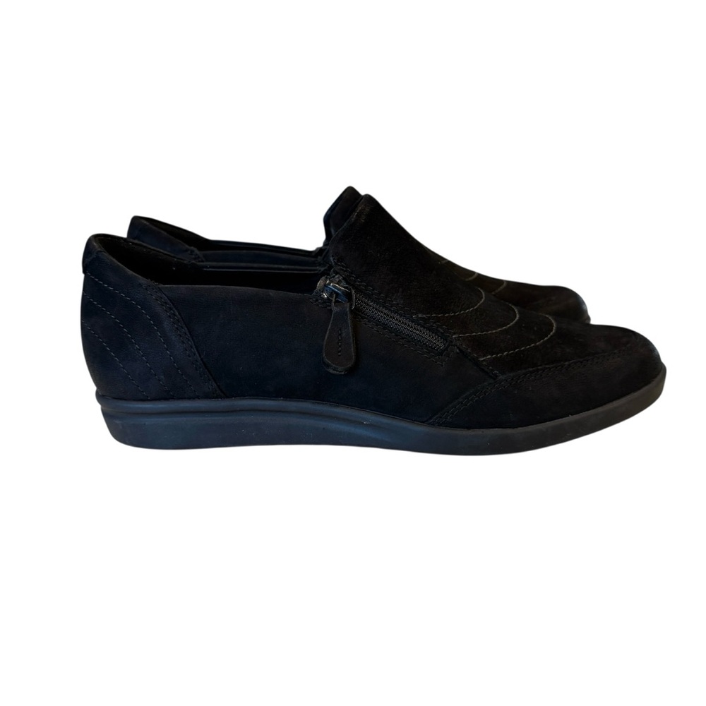 Clarks Women's Suede Loafer Size‎ 10